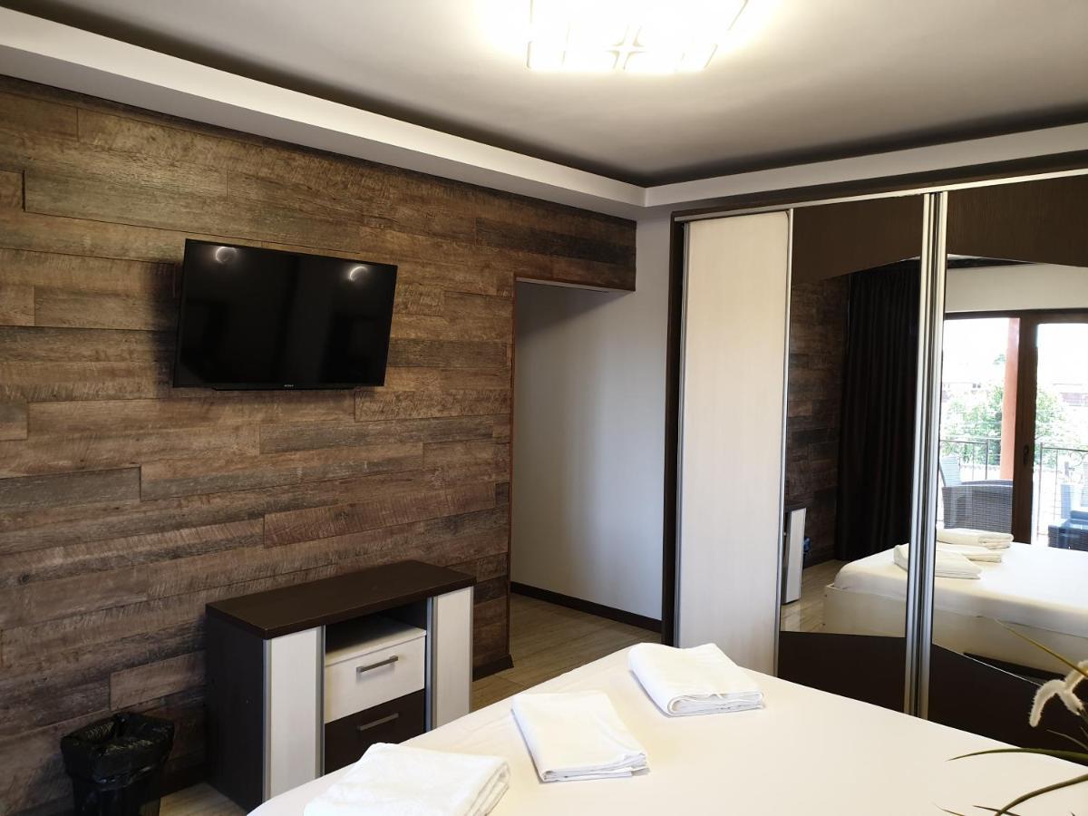 Casa Adrian 2 Mai Apartman Kültér fotó