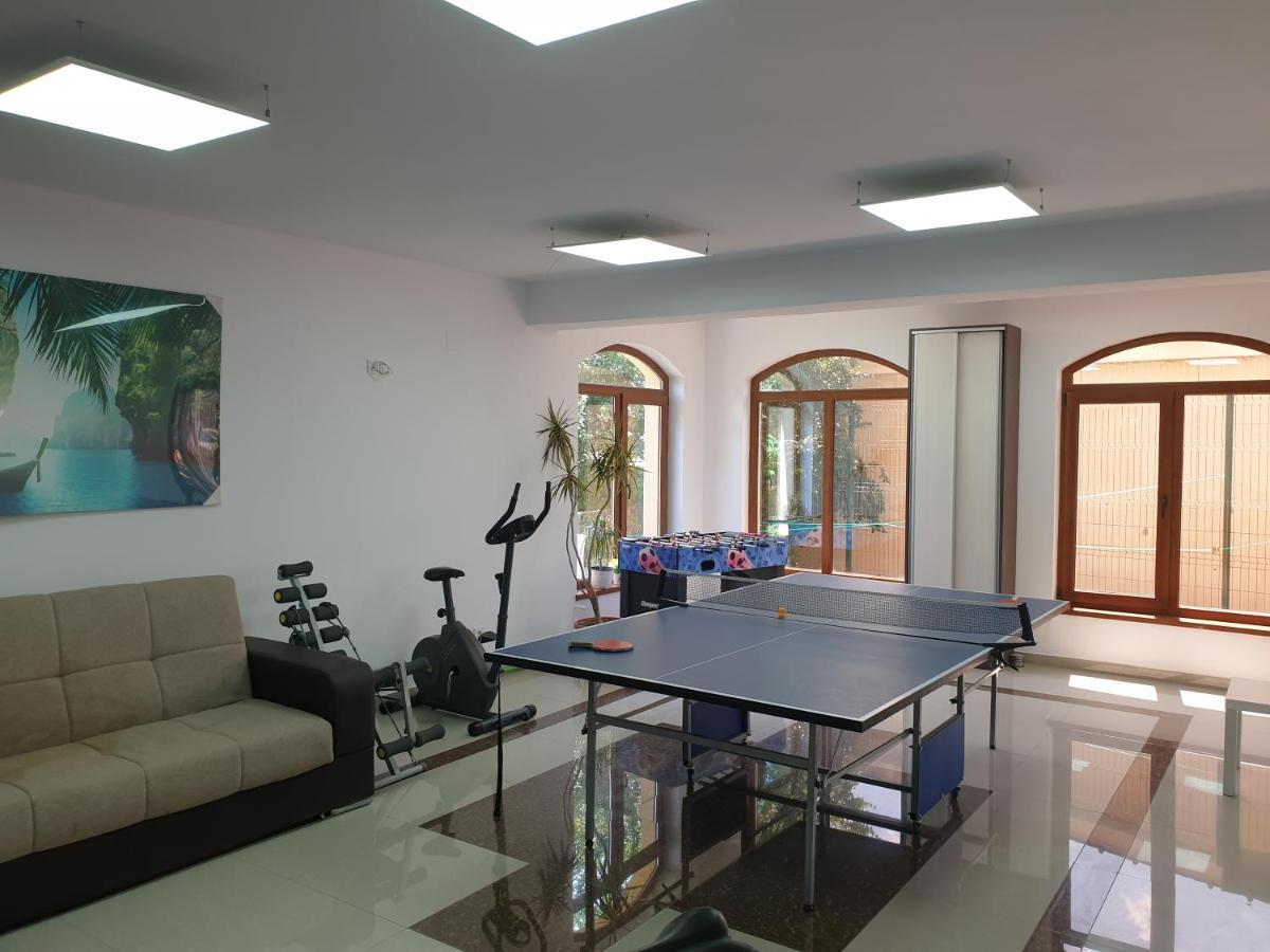 Casa Adrian 2 Mai Apartman Kültér fotó