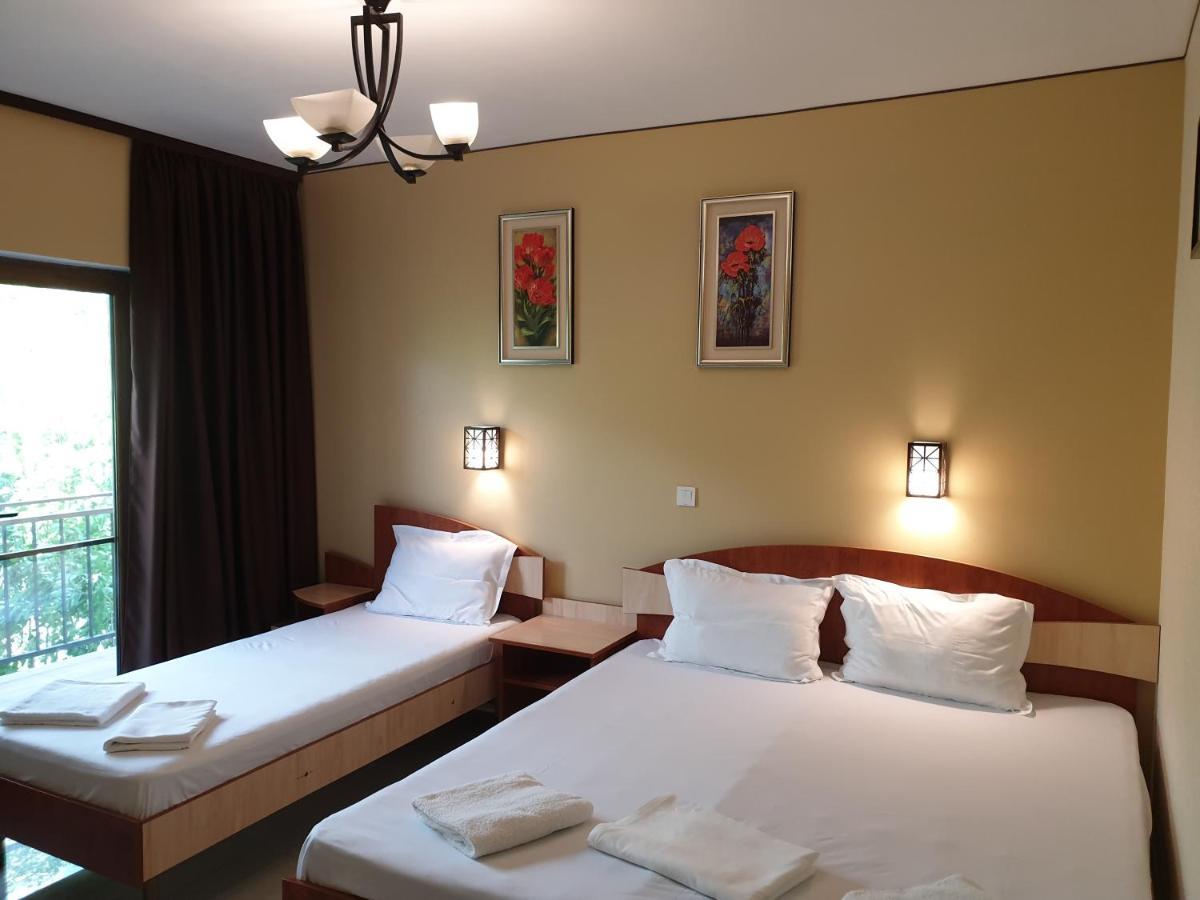 Casa Adrian 2 Mai Apartman Szoba fotó